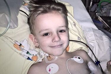 Ma 6 lat - od 3 walczy z nowotworem. Ostatnia szansa na ratunek, liczy się każda złotówka