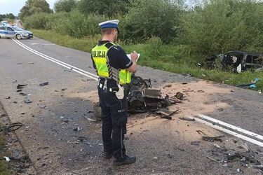 Pijany kierowca spowodował wypadek. Dwie osoby w szpitalu