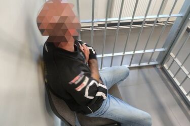 Nie zapłacił grzywny za łamanie obostrzeń. Rozpoznał go policjant na zakupach