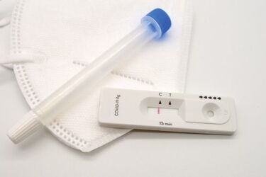 SARS-CoV-2. Mamy 13 nowych zakażeń. W powiecie sokólskim zmarła jedna osoba