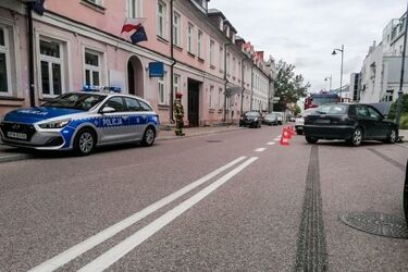 Wypadek na ul. Warszawskiej. Jedna osoba w szpitalu