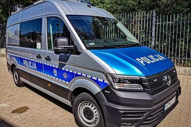 Białostocka drogówka dostała Ambulans Pogotowia Ruchu Drogowego. Kosztował 460 tys. zł