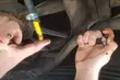 Przewody połączone obudową długopisu. Autobusem w opłakanym stanie miały jechać dzieci