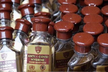 Nowe przypadki SARS-CoV-2. Tak duża liczba, jak w sobotę