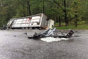 Tragiczny wypadek nieopodal Białegostoku. Kobieta wciąż walczy o życie