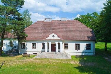Malowniczy dwór w Niećkowie przejdzie rewitalizację