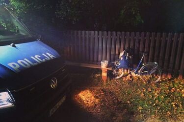 82-latka pojechała na grzyby i zabłądziła w lesie. Policja odnalazła ją 25 km od domu