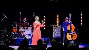 Pięknie i sentymentalnie - koncert Olgi Bończyk [ZDJĘCIA]