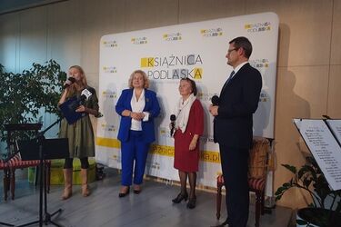 Ławeczka Karpińskiego w centrum miasta? Książnica zachęca do głosowania