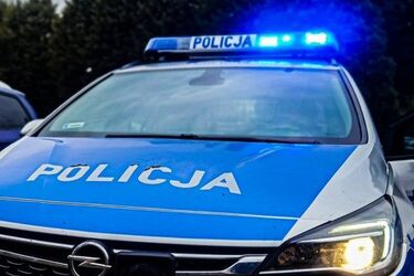 Dwa zdarzenia z udziałem 5 samochodów ciężarowych. Jeden kierowca w szpitalu