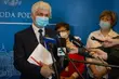 Zła sytuacja epidemiologiczna. Drugi szpital tymczasowy, kontrole. Co z obostrzeniami?