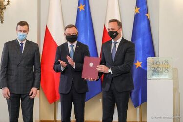 Tykocin Pomnikiem Historii, Andrzej Duda wręczył okolicznościową tablicę