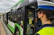Policja kontroluje autobusy. Za brak maseczki - mandat lub wniosek do sądu