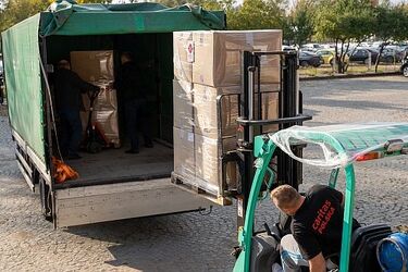 Kolejne pakiety ratunkowe dla uchodźców. Przygotowała je Polska 2050 i Caritas