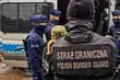 575 imigrantów próbowało przekroczyć granicę. Policja zatrzymała 8 przewoźników