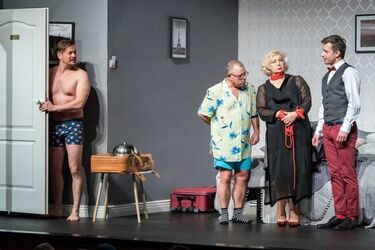 Odkrywać uroki życia na nowo. Komedia "Rubinowe gody"