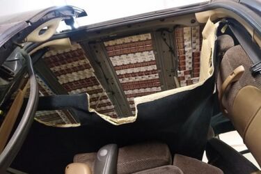 Białorusin próbował przemycić papierosy. Schowane były w m.in. suficie i zbiorniku paliwa