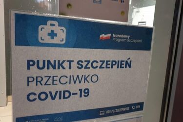 Raport epidemiczny. Liczba zakażeń nieznacznie spadła
