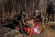 Migranci ugrzęźli na bagnach. Akcja ratunkowa trwała kilka godzin