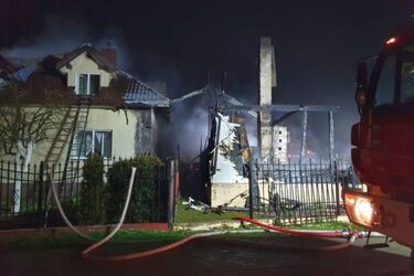 Tragiczny pożar w okolicach Moniek. W pogorzelisku znaleziono ciało kobiety