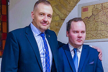 Udowodnił, że można! Maciej Oksztulski obronił doktorat - jako pierwszy niemówiący autysta