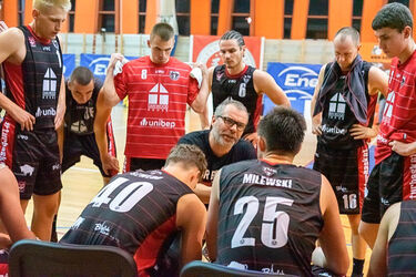 Co za deklasacja! Tur zwyciężył różnicą 50 punktów