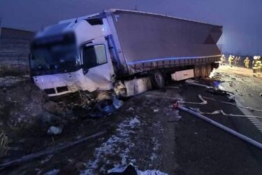 Śmiertelny wypadek na obwodnicy Augustowa. Nie żyje kierowca osobówki