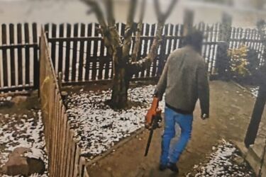 Wyniósł z zakładu pracy pilarkę. Grozi mu 5 lat więzienia