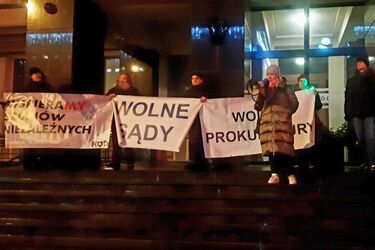 Białystok solidarny z represjonowanymi sędziami - będzie protest przed sądem