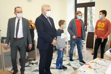 W zabytkowej kamienicy zamieszkały dzieci z "Jedynki"