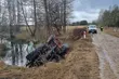 Przewrócony ciągnik, a obok zwłoki mężczyzny