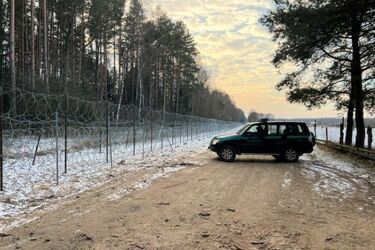 Białorusin wpadł w punkcie kontrolnym. Wiózł 3 Syryjczyków