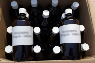 Białystok. Sprzedawała liquidy do e-papierosów bez akcyzy i niewiadomego pochodzenia