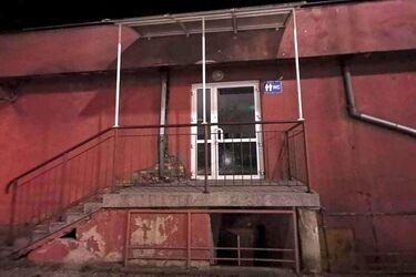 "Jest znak WC, ale drzwi zamknięte". Podróżujący nie mają gdzie załatwiać potrzeb