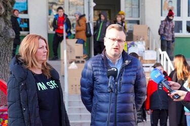 Dary dla Ukrainy można przynosić do szkół. Co jest potrzebne? [LISTA]