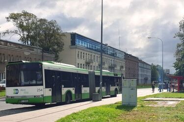 Uciążliwy dojazd do pracy? Ruszają konsultacje społeczne ws. mobilności miejskiej