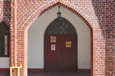 Na tyłach Archikatedry białostocka Caritas otworzyła Centrum Pomocy Migrantom i Uchodźcom