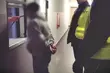 Pijany i z zakazem prowadzenia pojazdów wjechał w zaparkowane auto