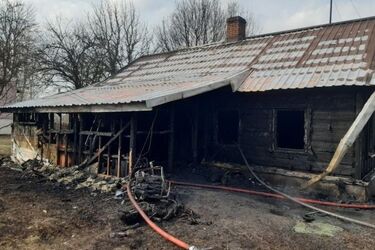 Tragiczny pożar koło Zabłudowa. W domu znaleziono spalone zwłoki mężczyzny