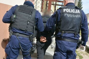 Przyjechali z Litwy okradać sklepy. Wpadli za piątym razem