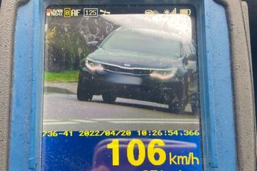 Za przekroczenie prędkości stracił prawo jazdy