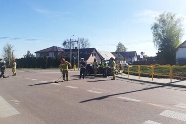 W rejonie Knyszyna osóbowka zderzyła się z autobusem