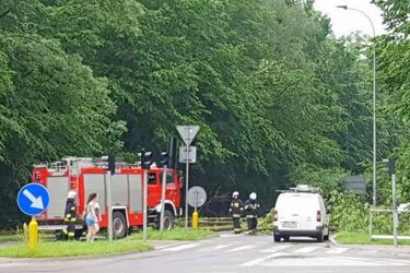 Przez silny wiatr podlascy strażacy wzywani byli do niemal 90 zdarzeń