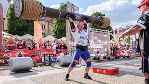 Na Rynku Kościuszki rywalizowali strongmani. Mistrzem został białostoczanin! [ZDJĘCIA]