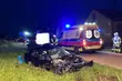 Śmiertelny wypadek. Auto wjechało pod ciężarówkę wiozącą mleko