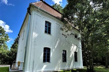 Takich obiektów jest kilka w Polsce. Dwór myśliwski w Turośni odzyskał świetność
