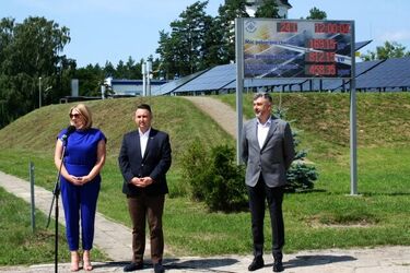 Wodociągi Białostockie chcą oszczędzać na prądzie. Otworzyły farmę fotowoltaiczną
