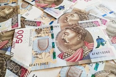 Białostoczanka chciała pomóc córce, a straciła 100 tys. zł