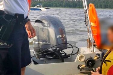 Dwie kobiety wpadły do jeziora. Pomoc przyszła na czas