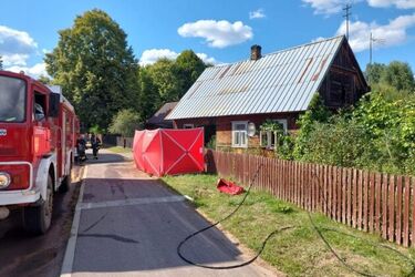 Spalił się drewniany dom w powiecie augustowskim. Właściciel nie żyje